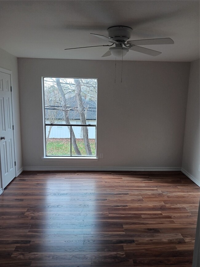 Photo - 3300 Pebblebrook Dr