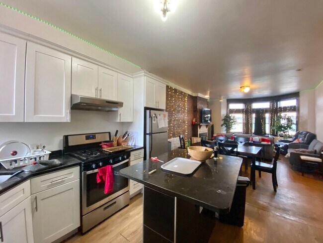 Photo - Awesome value five bedroom in Brookline