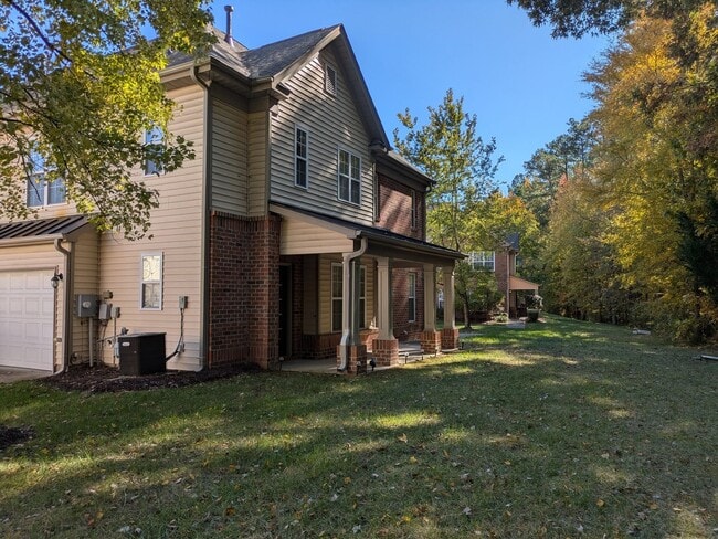 Building Photo - 9915 Cleaver Ct