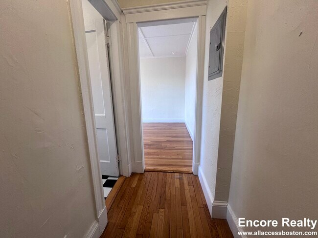 1179 Boylston St Unit 35
