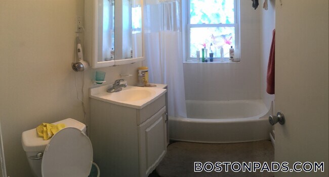 Photo - 34 Gardner St Apartment Unit 35