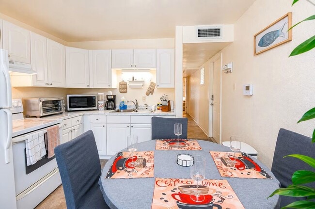 Photo - 360 1st Ave N