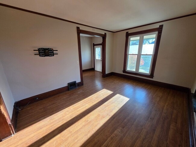 Photo - 523-525 Bay Unit 525 Bay