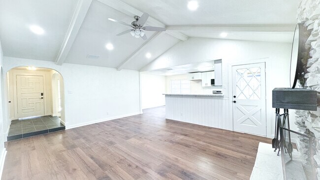 Photo - 8421 Randy Dr