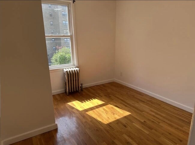 Photo - 7 Edison Pl Unit 2nd Floor Apartment