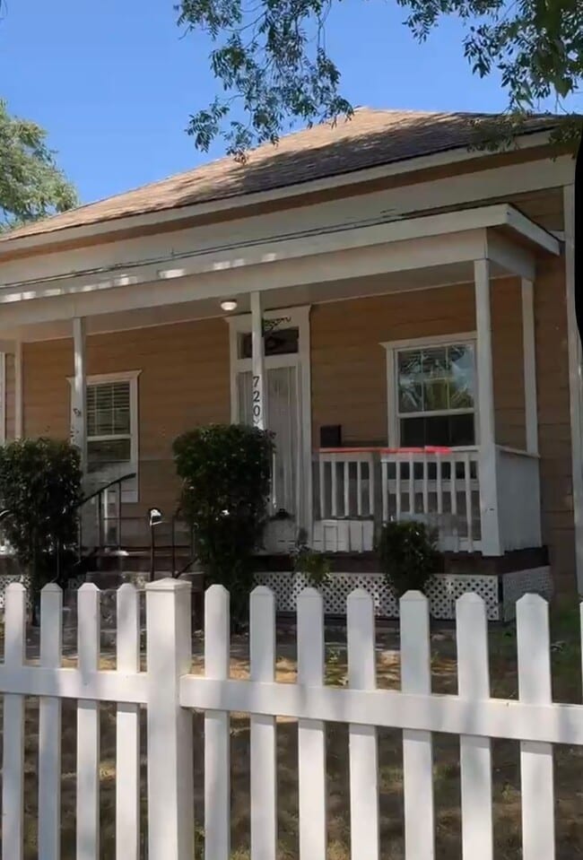 Victorian Home - Victorian Home