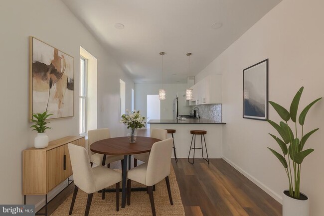 Photo - 5512 Locust St