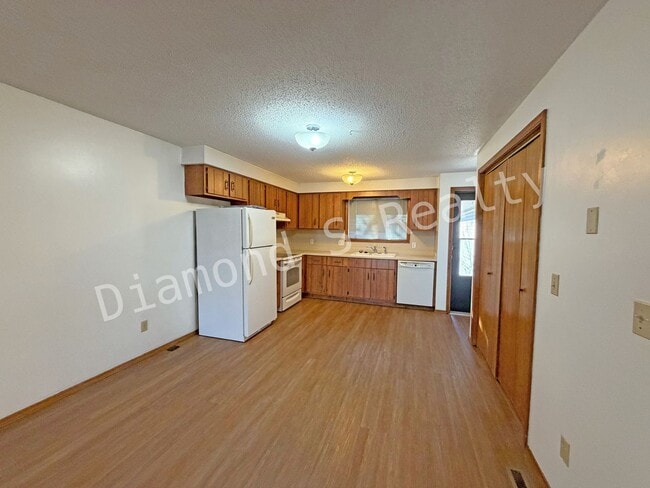 Photo - 2335 W Farm Rd 164 Unidad A