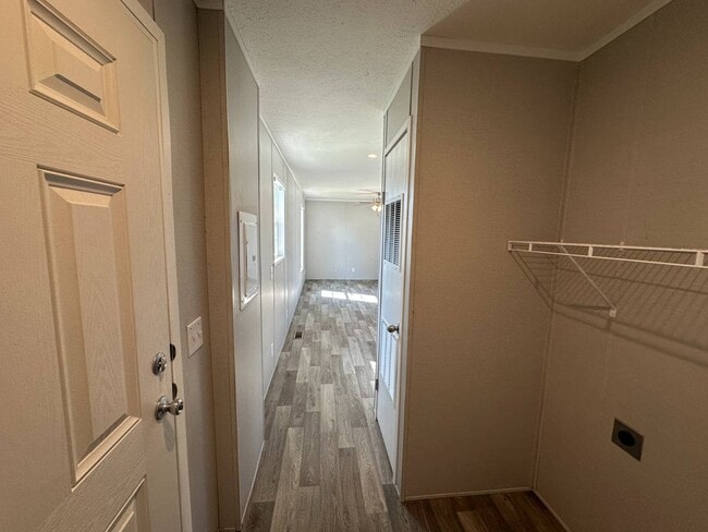 Photo - 31 Highlander Ave