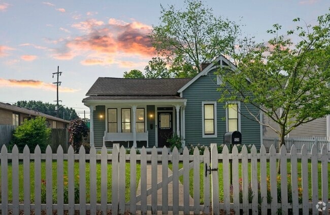 Building Photo - 928 Boscobel St Rental