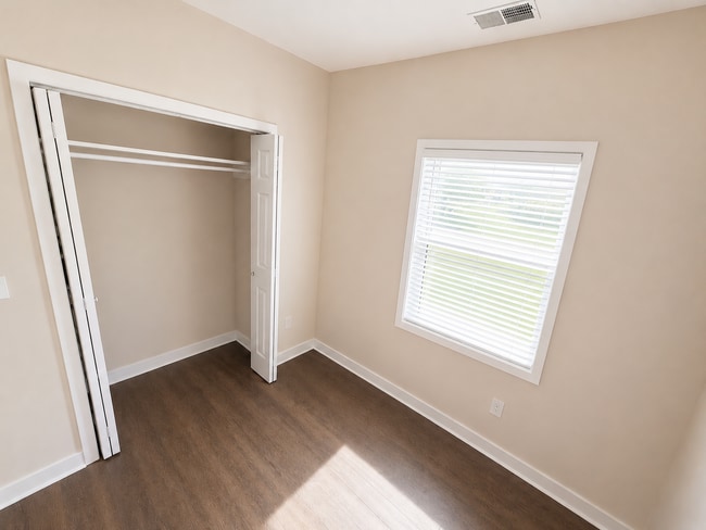 Photo - 3 Bed, 1 Bath Single-Family Home – Close to Downtown Cedar Springs