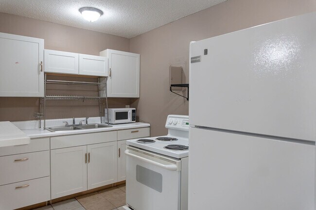 Photo - 5211 Isabelle Dr