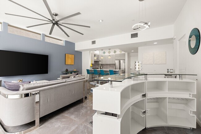 Photo - 1201 Surrey Ln