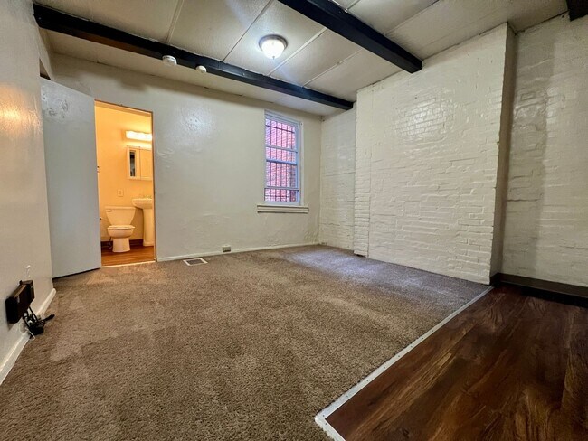 Photo - Unmatched Two Bedroom at a Fantastic Price... Unit 332201