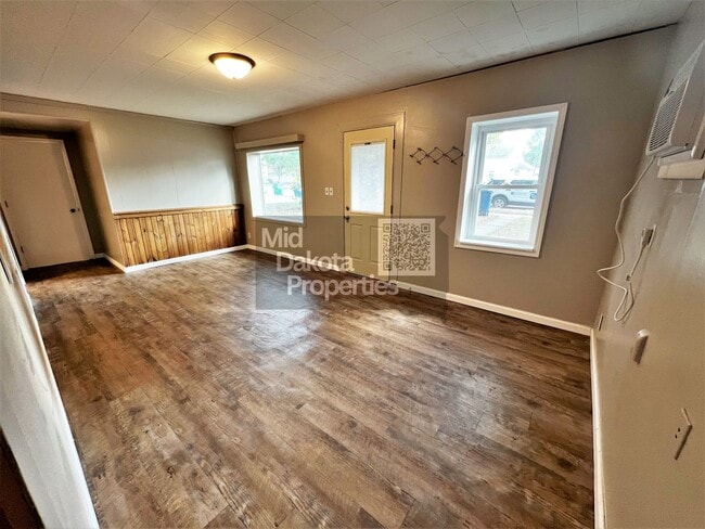 Photo - 216 E 11th Ave