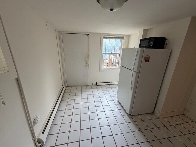 Photo - 125 E Gorham St Unidad 1