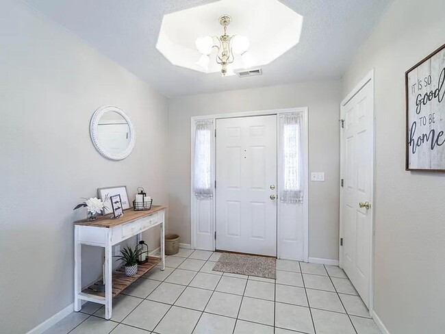 Photo - Great 3 Bed 2 Bath House In Ashland MO!
