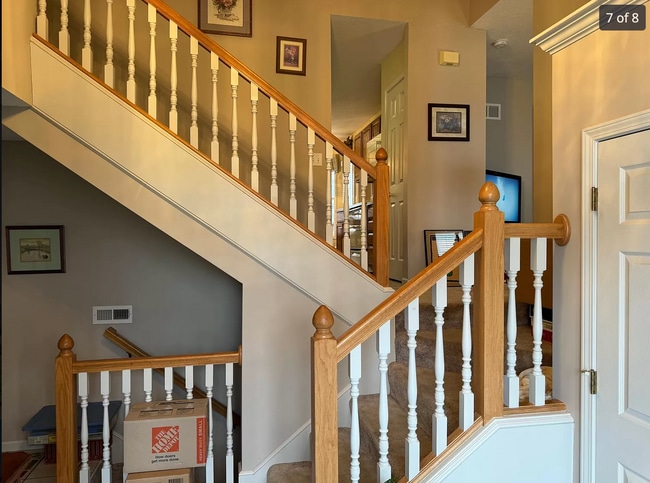 Photo - 734 N Michigan Cir