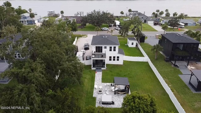 Photo - 5395 Heckscher Dr