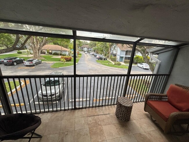 Building Photo - 2741 S Oakland Forest Dr Unit 201 Rental