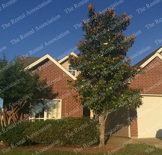 Building Photo - 2302 Desiree St