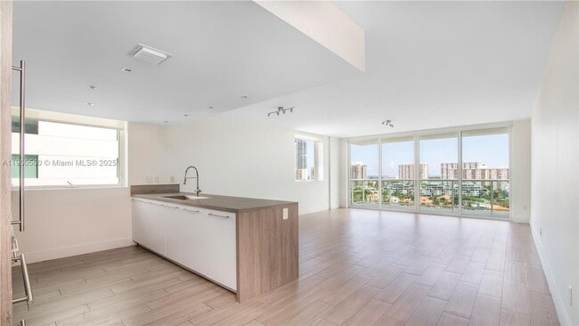 Photo - 400 Sunny Isles Blvd