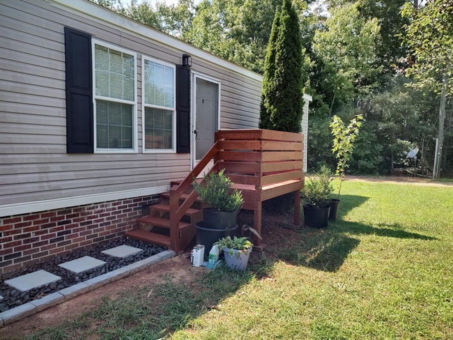 Photo - 386 Marler Rd