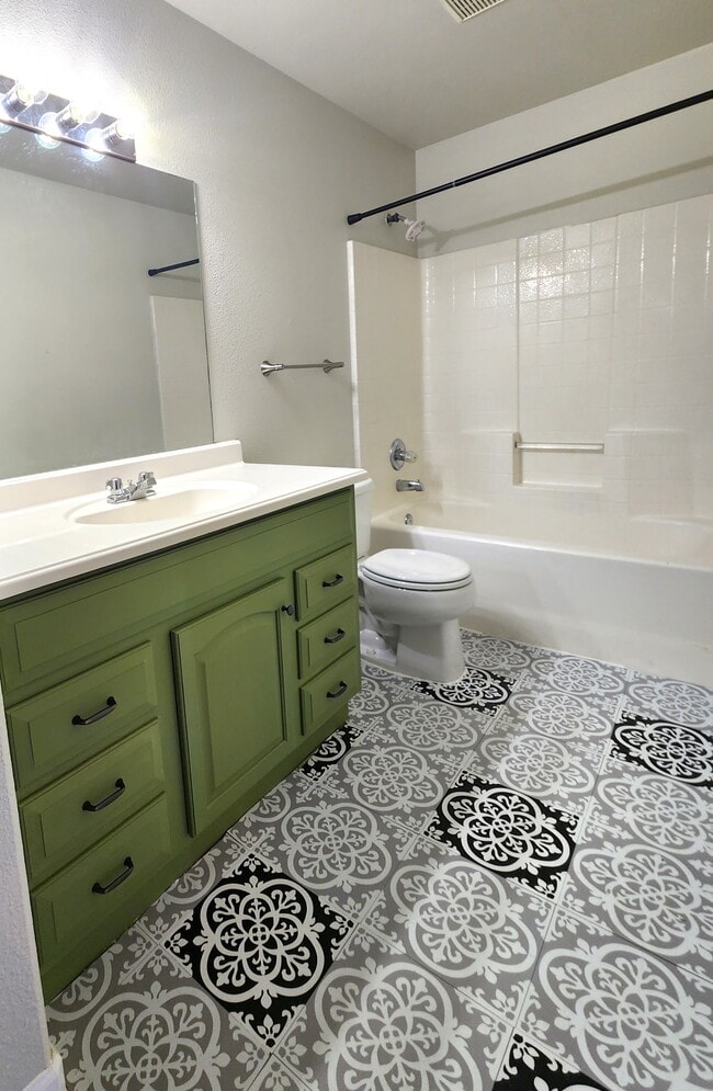 Photo - 3846 E Canyon Ranch Rd