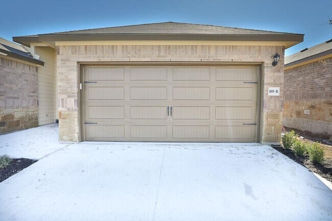 Photo - 189 Joanne Lp