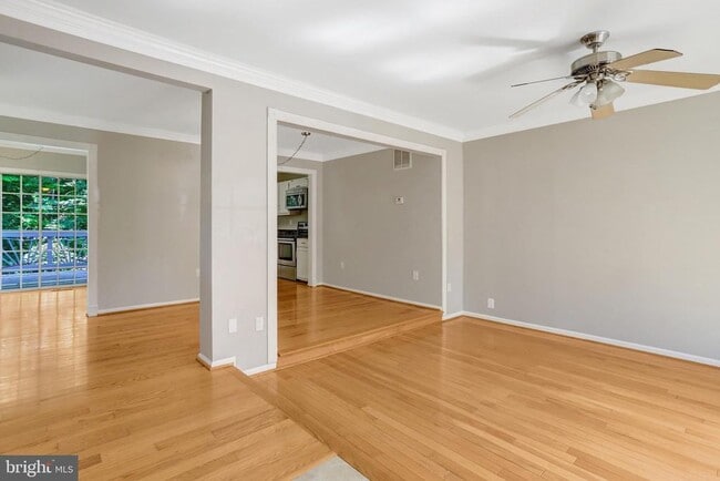 Photo - 7926 Pebble Brook Ct