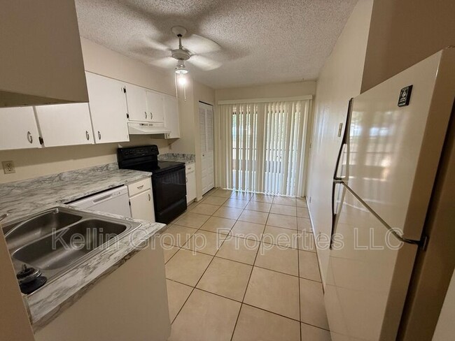 Photo - 5651 Struthers Ct