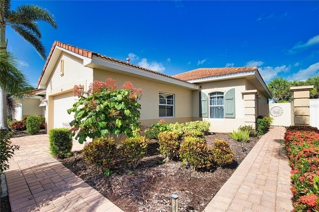 Photo - 482 Montelluna Dr