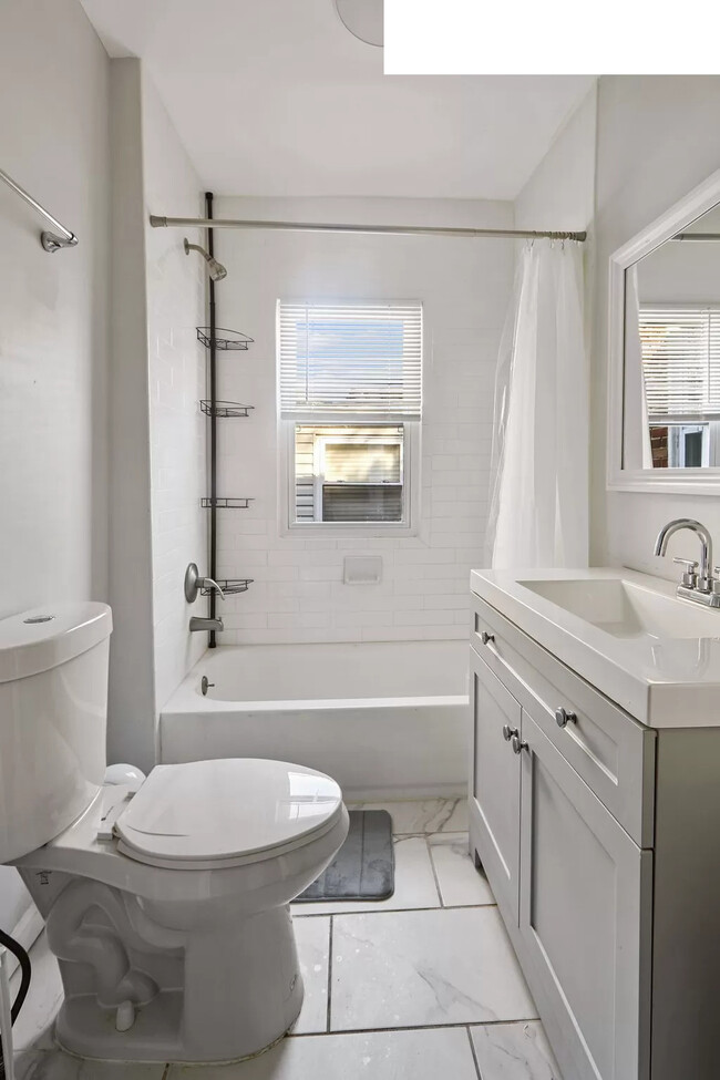 Photo - 2124 13th St SE