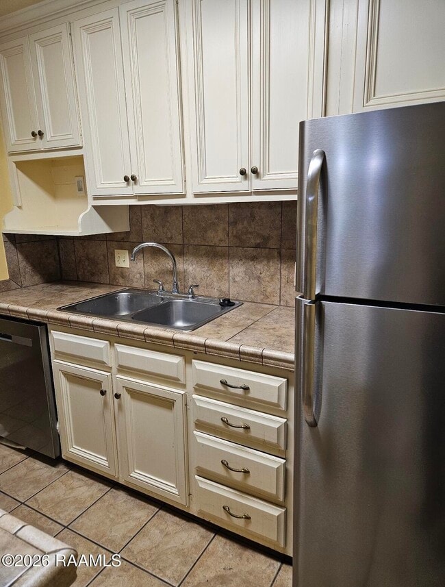 Photo - 220 Doucet Rd Unit 112b