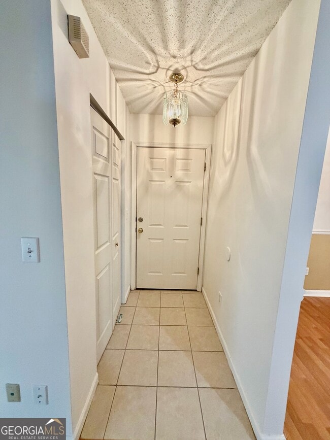 Photo - 3595 Woodbriar Cir Unit N