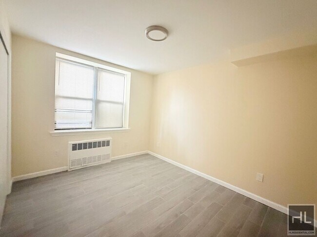 Photo - THWAITES PLACE Unit C