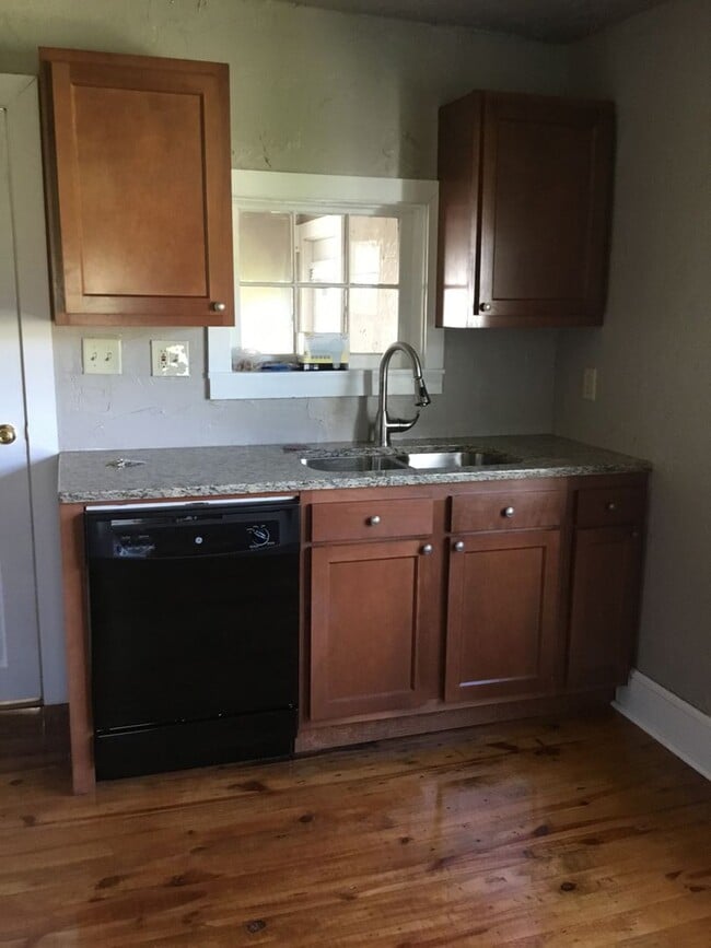 1147 Apple Butter Ln