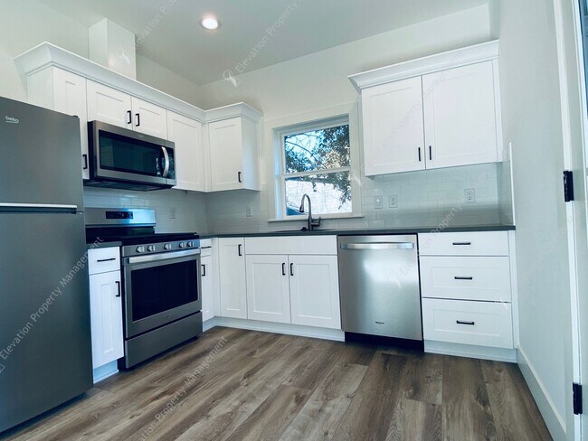 Photo - Modern 1 BR ADU near Downtown Bend - utili...