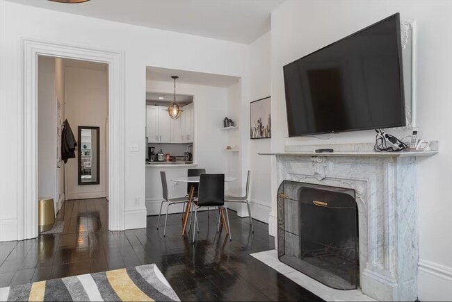 Photo - 169 Beacon St Unit #3R
