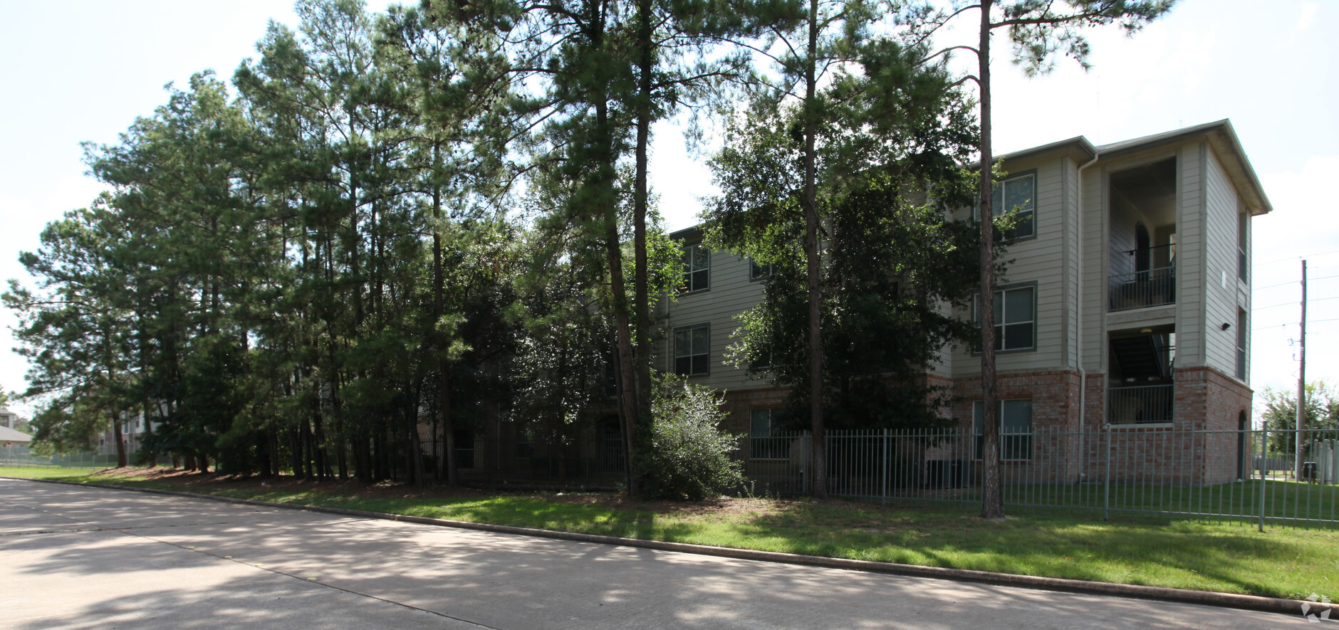 Cornerstone Village Apartments - Cornerstone Village Apartments