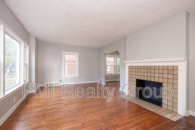 Photo - 3581 Ingleside Rd Unidad Down