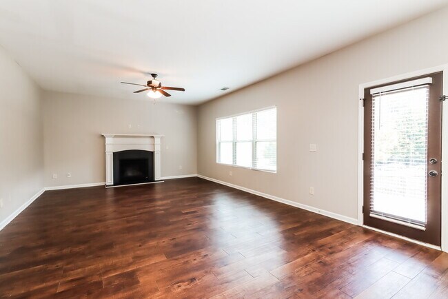 Photo - 2097 Juniper Ives Ct SE