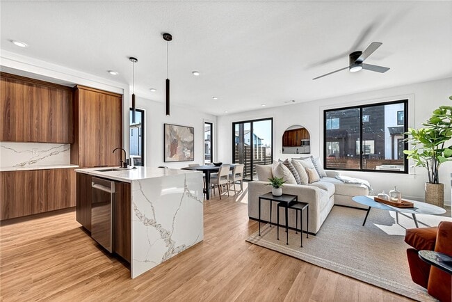 Photo - 1108 Emilia Ave