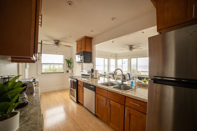 Photo - 2430 Alki Ave SW Unit ID1051257P