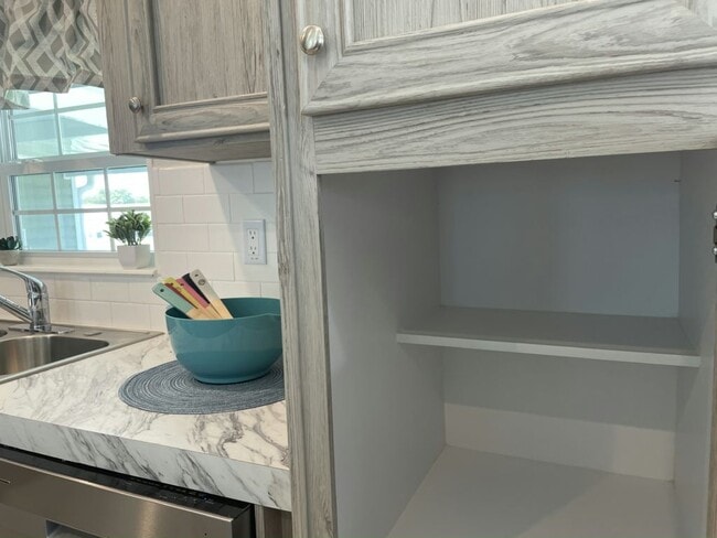 Photo - 10792 SW 32nd Ave