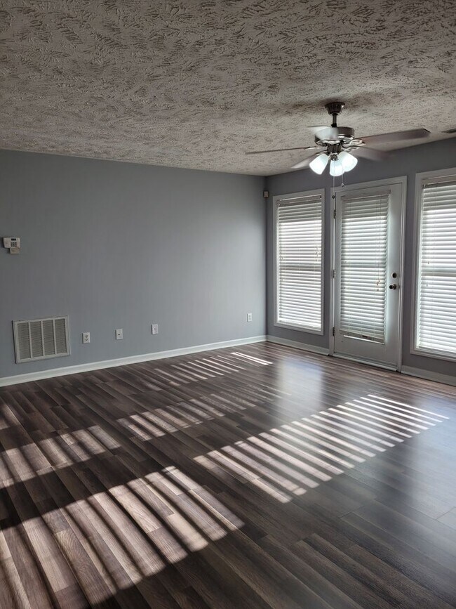 Photo - Recently Updated Condo for Home