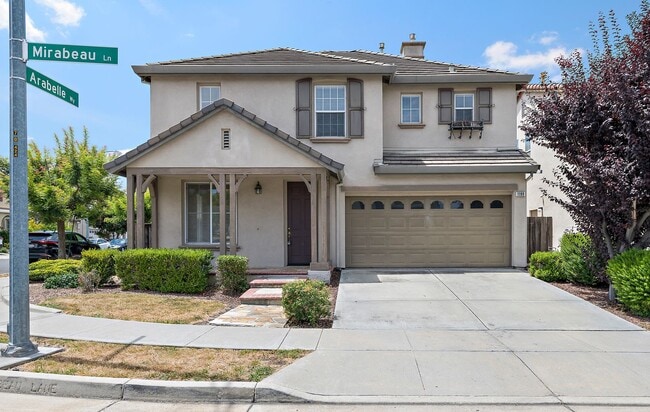 Spacious 3 Bedroom/2.5 Bath Home - Spacious 3 Bedroom/2.5 Bath Home