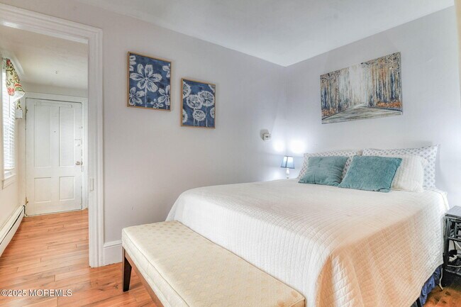 Photo - 19 Webb Ave Unit 1W