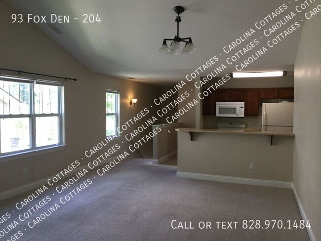 Photo - 93 Foxden Dr