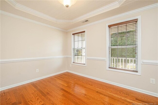 Photo - 355 Lockwood Dr